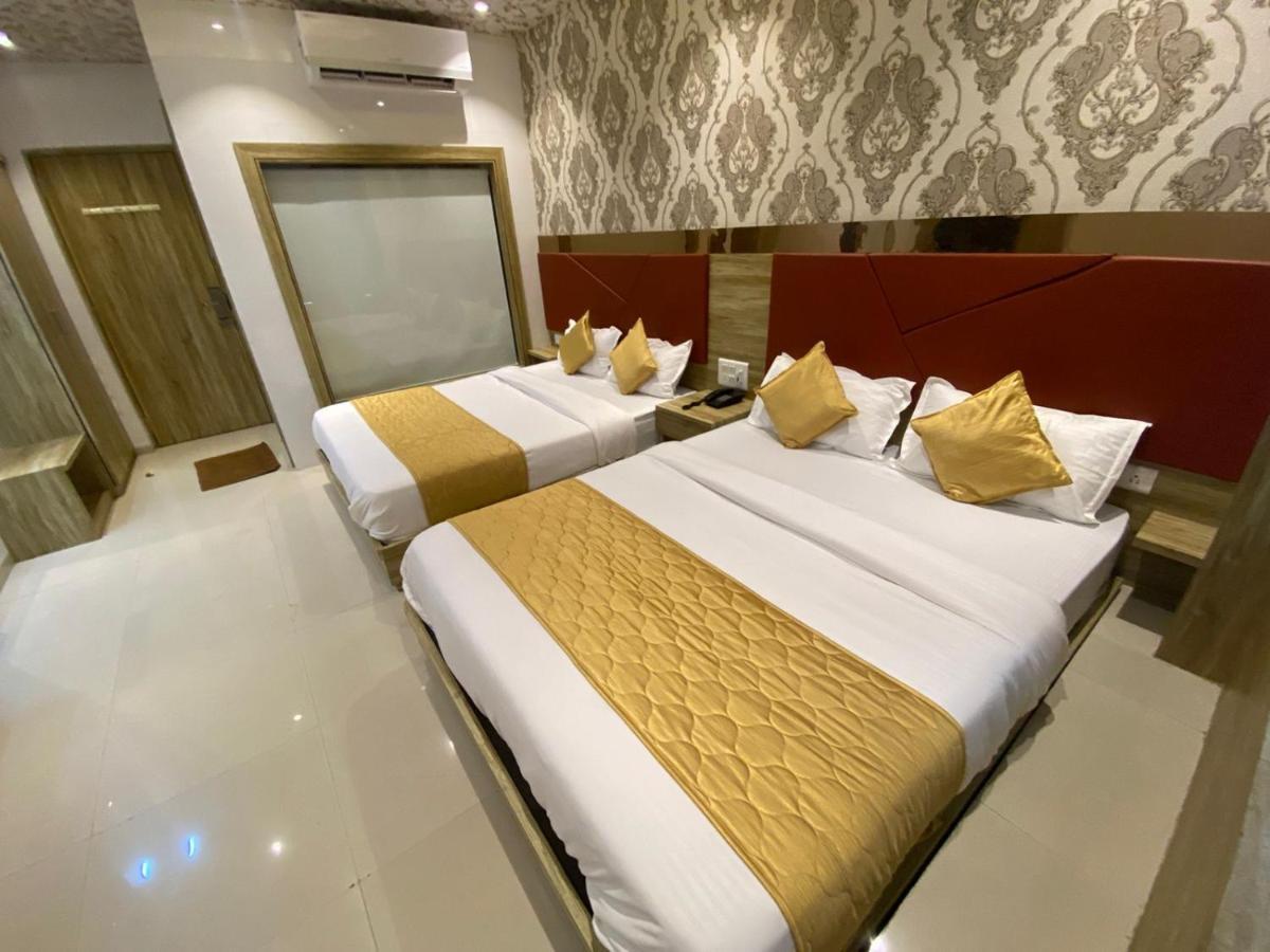 Hotel Bkc Crown - Near Trade Centre, Visa Consulate Bombaj Zewnętrze zdjęcie