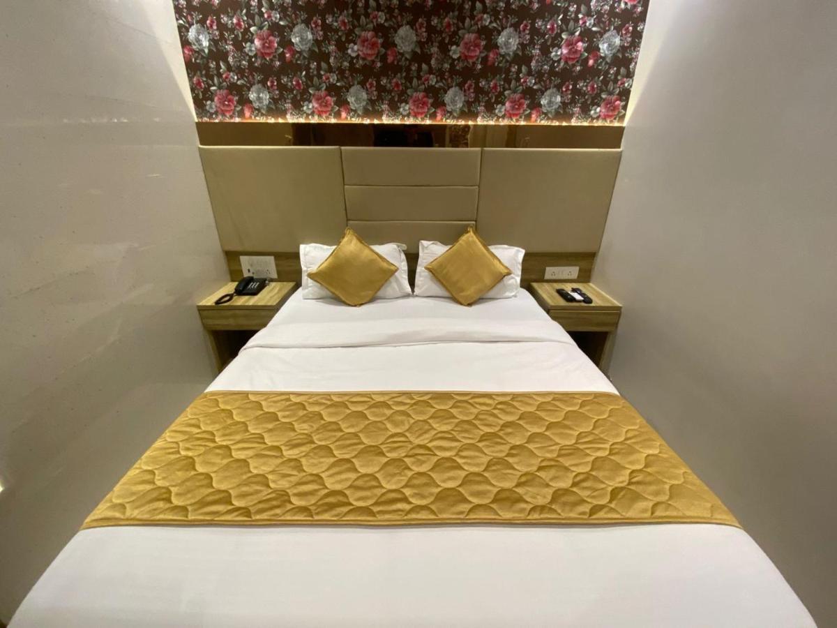Hotel Bkc Crown - Near Trade Centre, Visa Consulate Bombaj Zewnętrze zdjęcie